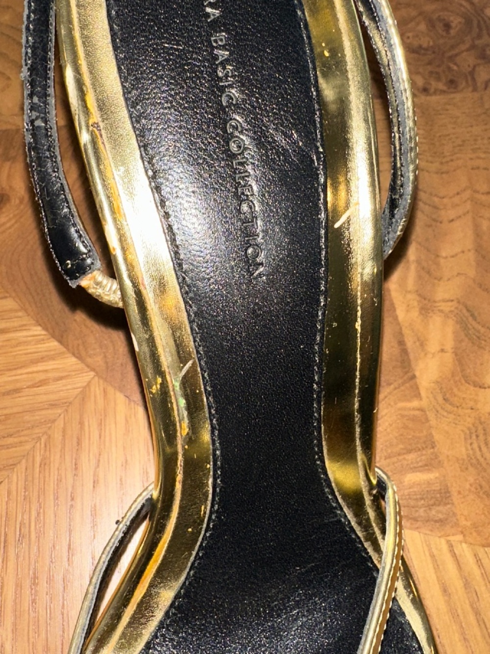 Zara Basic Collection Gold Metallic Slingback Sandals - Picture 4 of 10